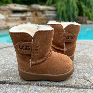 Baby UGG boots, New without tags